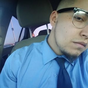 Meet your Posher, Leo